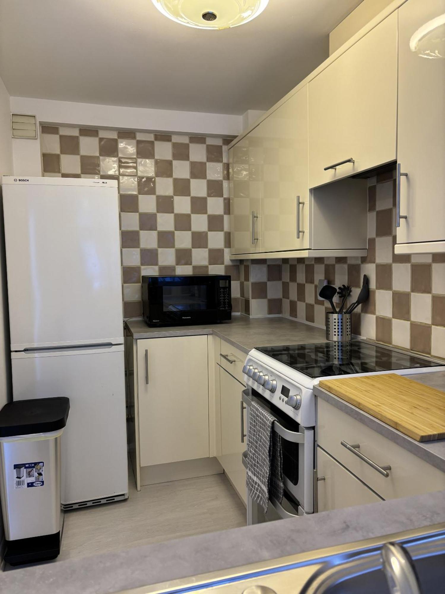 Cosy Corner - 2 Beds, Free Parking, Next To Southampton General Hospital Villa ภายนอก รูปภาพ