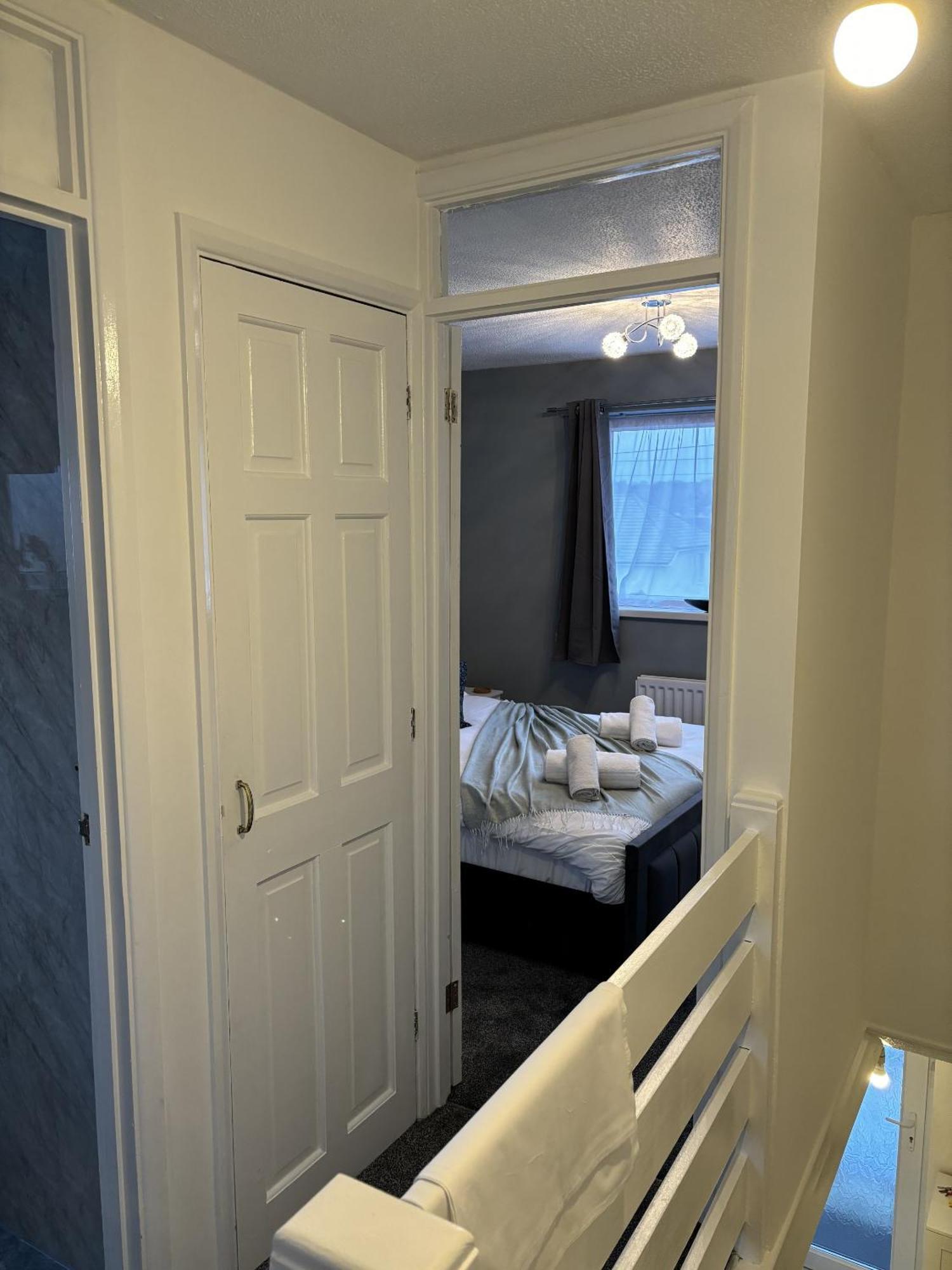 Cosy Corner - 2 Beds, Free Parking, Next To Southampton General Hospital Villa ภายนอก รูปภาพ