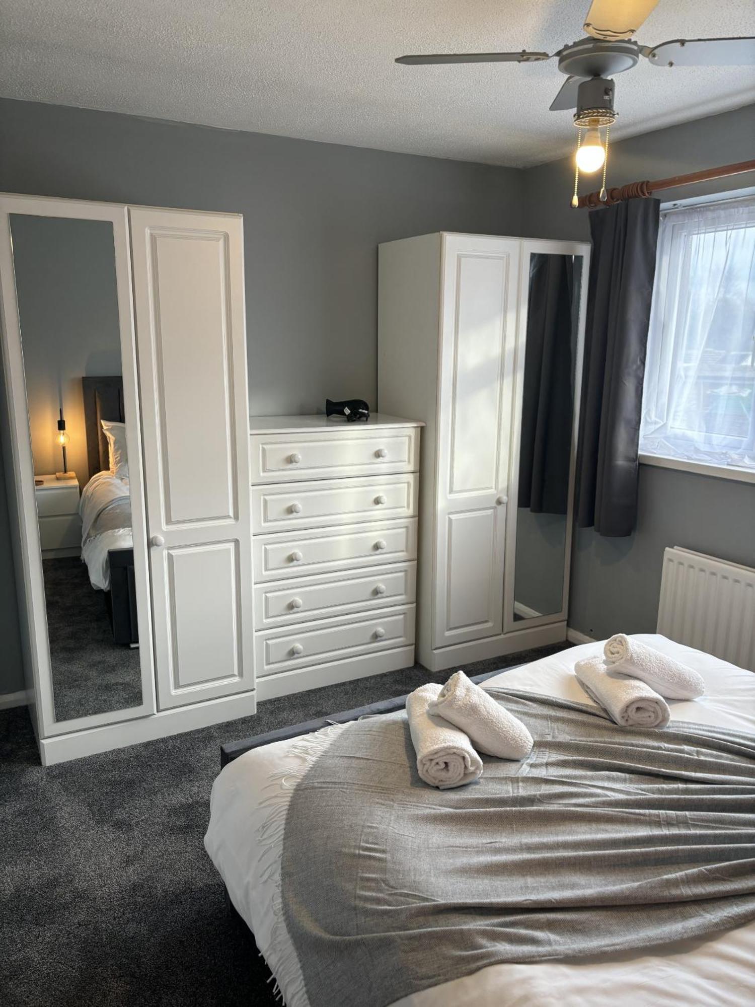 Cosy Corner - 2 Beds, Free Parking, Next To Southampton General Hospital Villa ภายนอก รูปภาพ